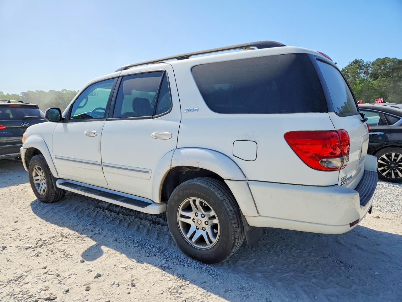 2007 Toyota Sequoia Sr5 - Image 2