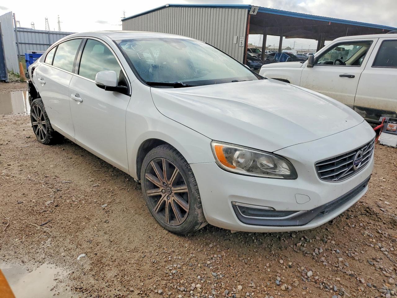 2016 Volvo S60 Premier - Фото 4