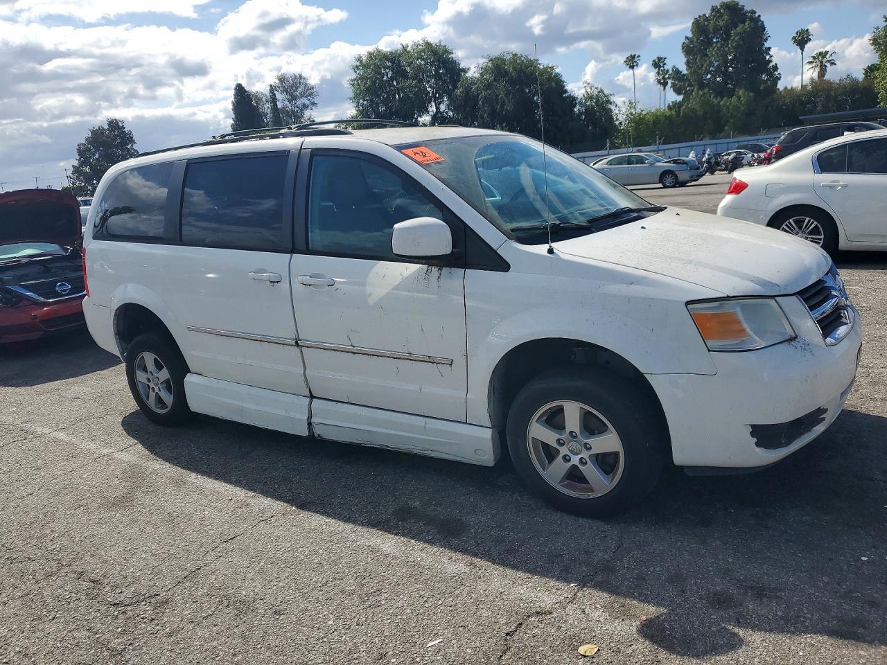 2010 Dodge Grand Caravan Sxt - Фото 4
