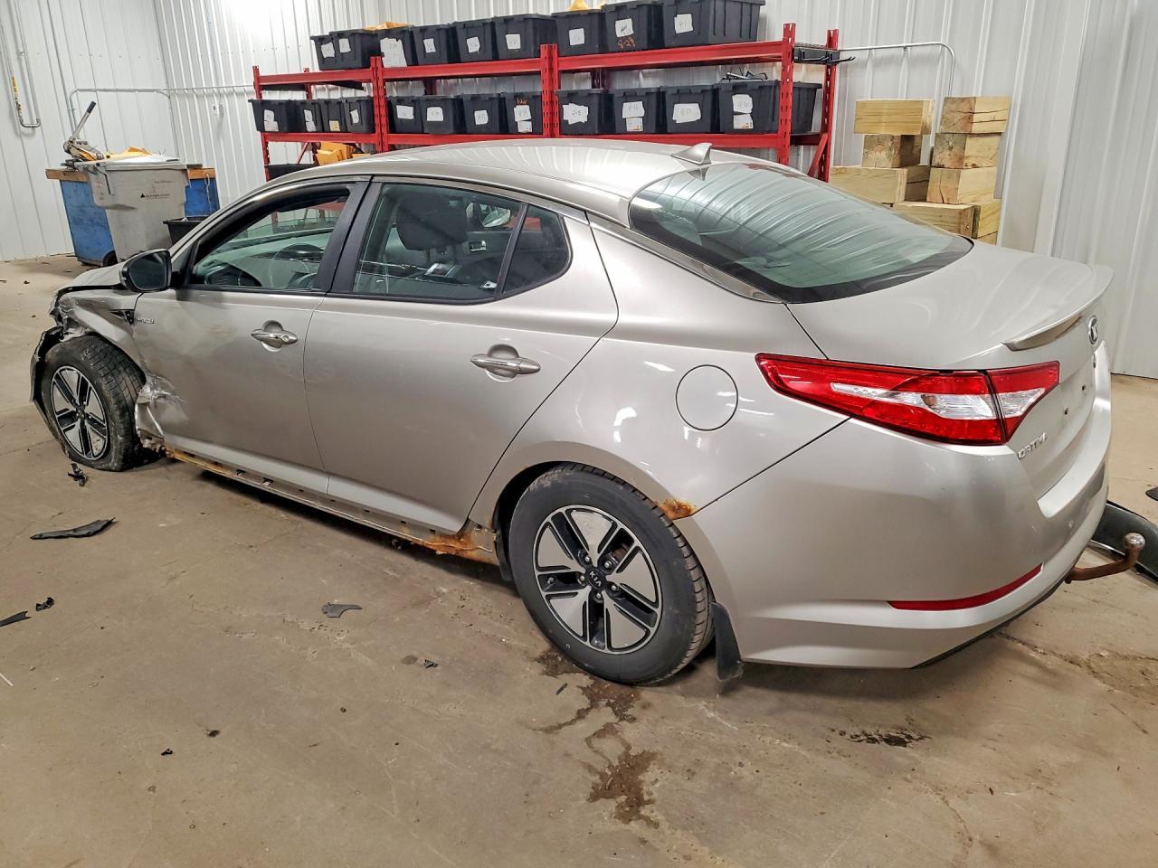 2013 Kia Optima Hybrid - Image 2