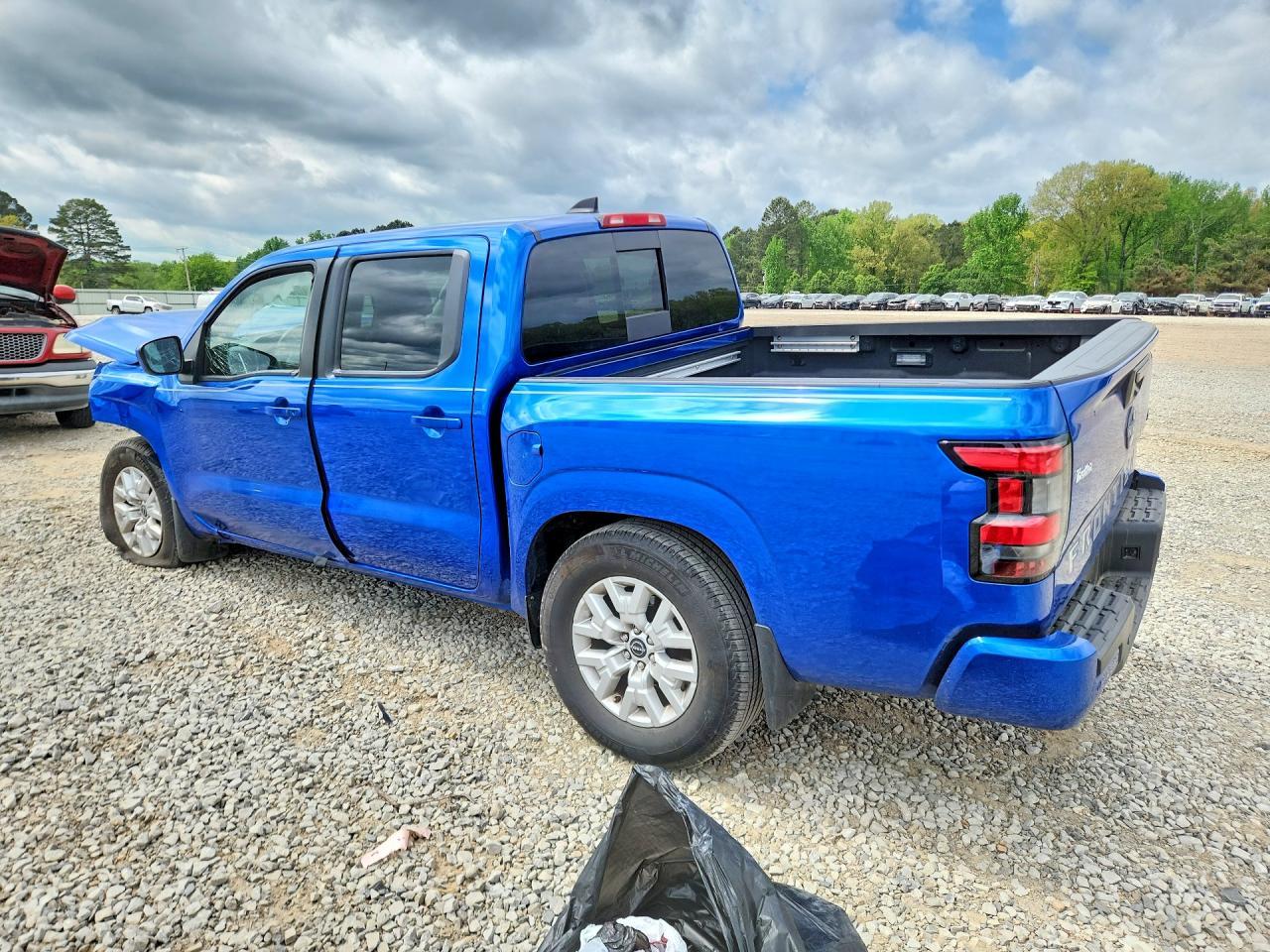 2024 Nissan Frontier Sv - Image 2