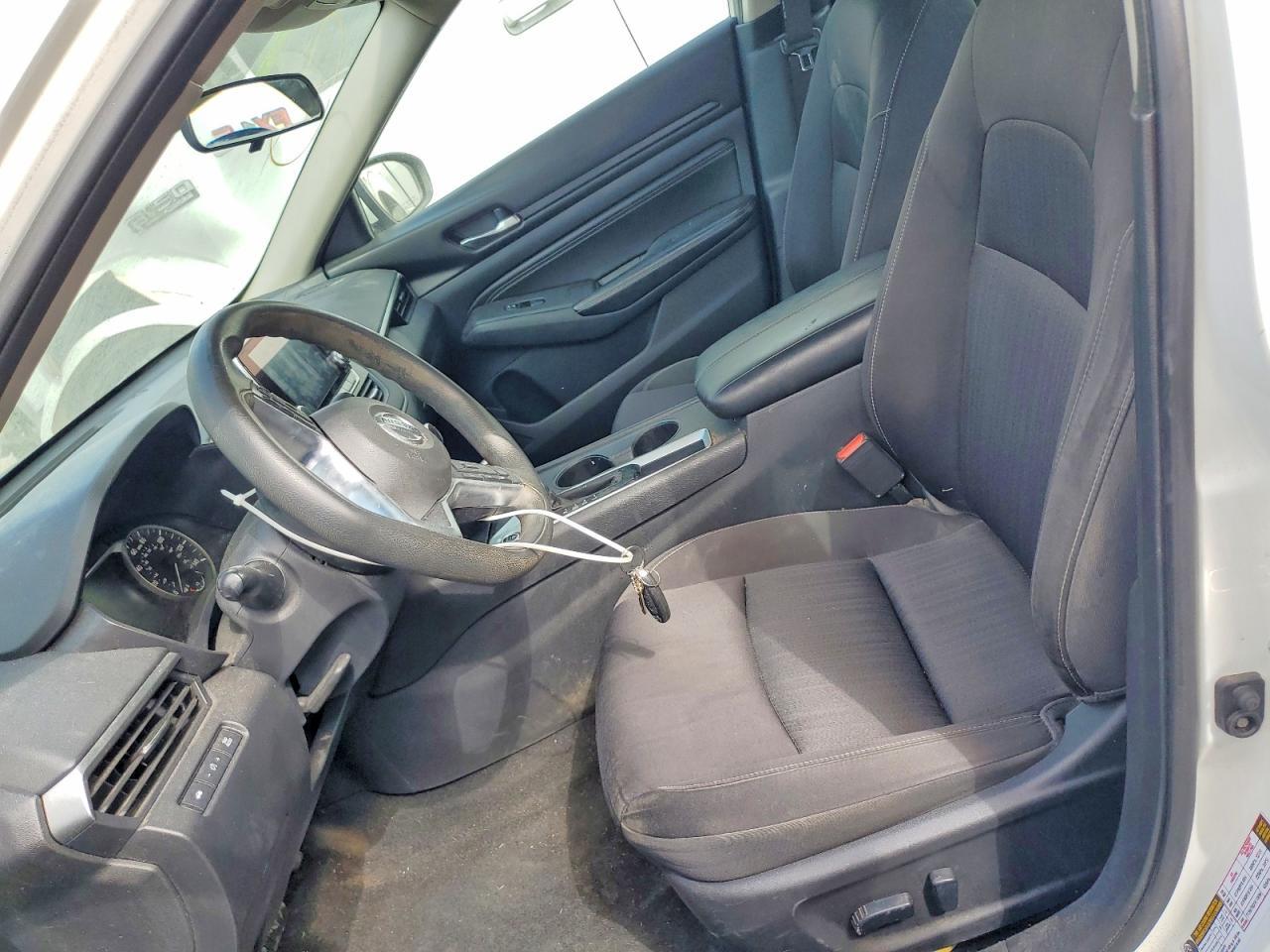 2019 Nissan Altima S - Image 7