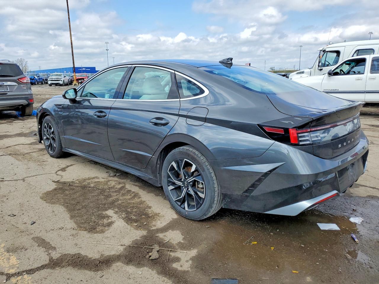 2024 Hyundai Sonata Sel - Image 2