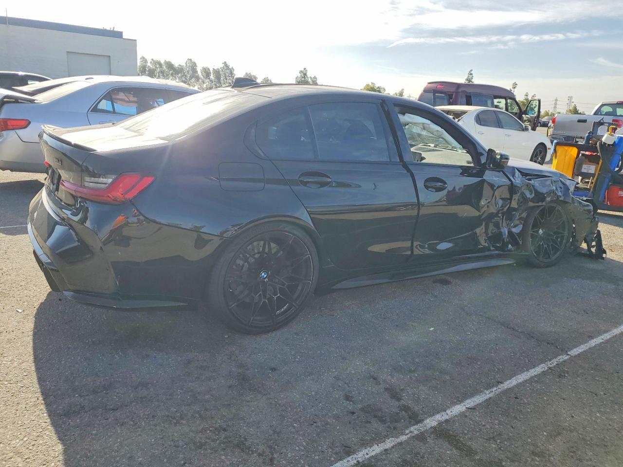 2022 BMW M3 Competition - Фото 3
