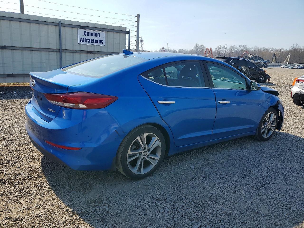 2017 Hyundai Elantra Limited - Image 3