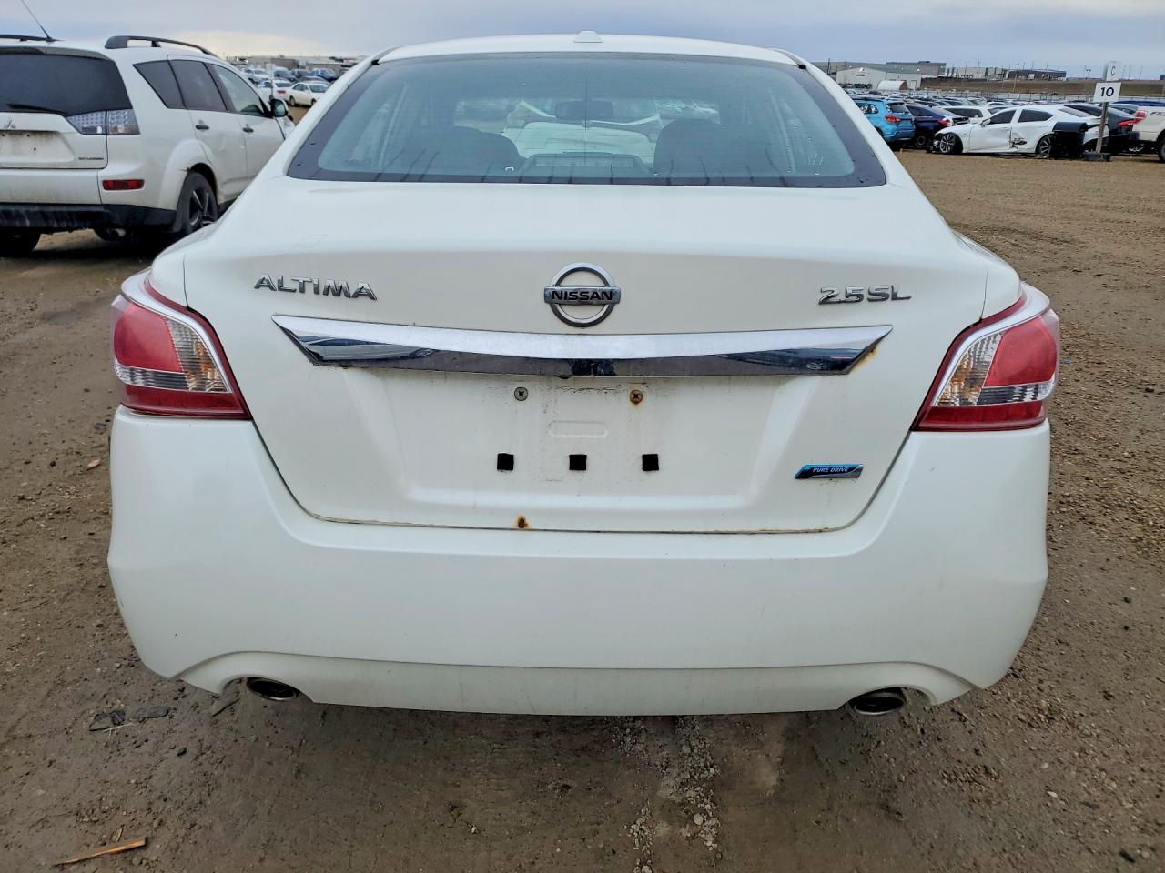 2013 Nissan Altima 2.5 S 4Dr - Image 6