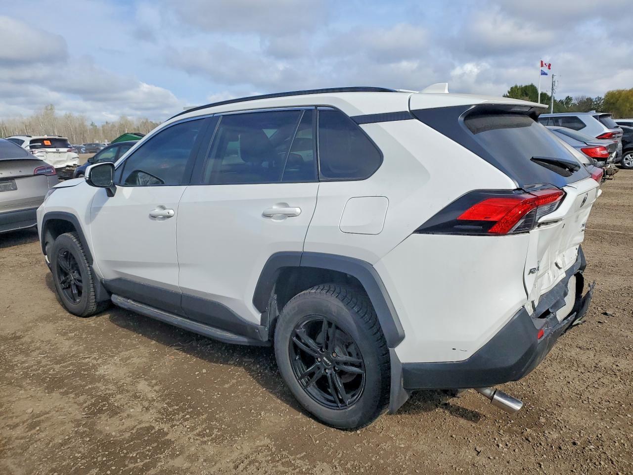 2021 Toyota Rav4 Xle - Image 2