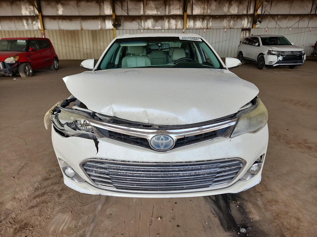 2013 Toyota Avalon Hybrid Limited - Image 5