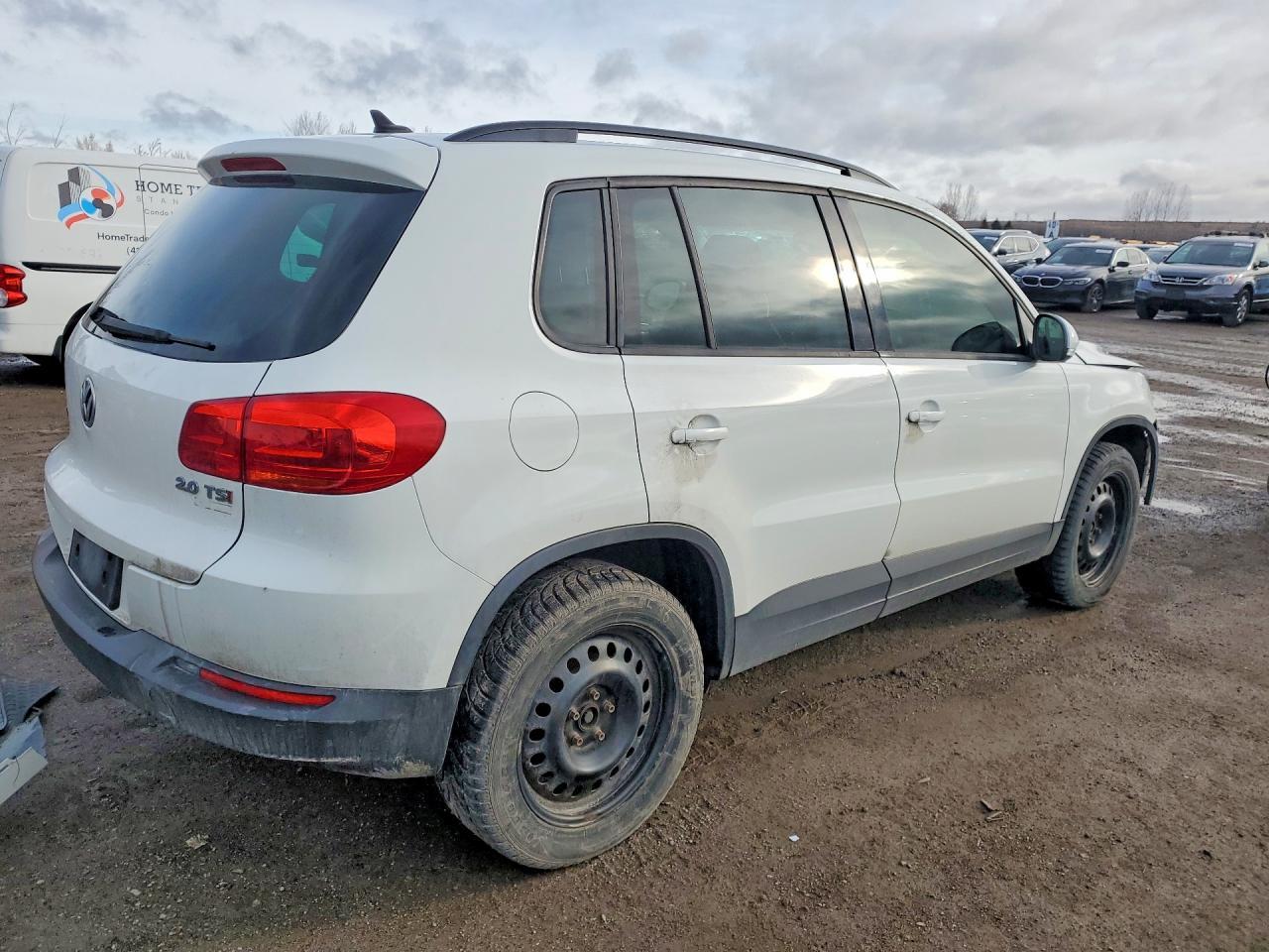 2016 Volkswagen Tiguan - Image 3