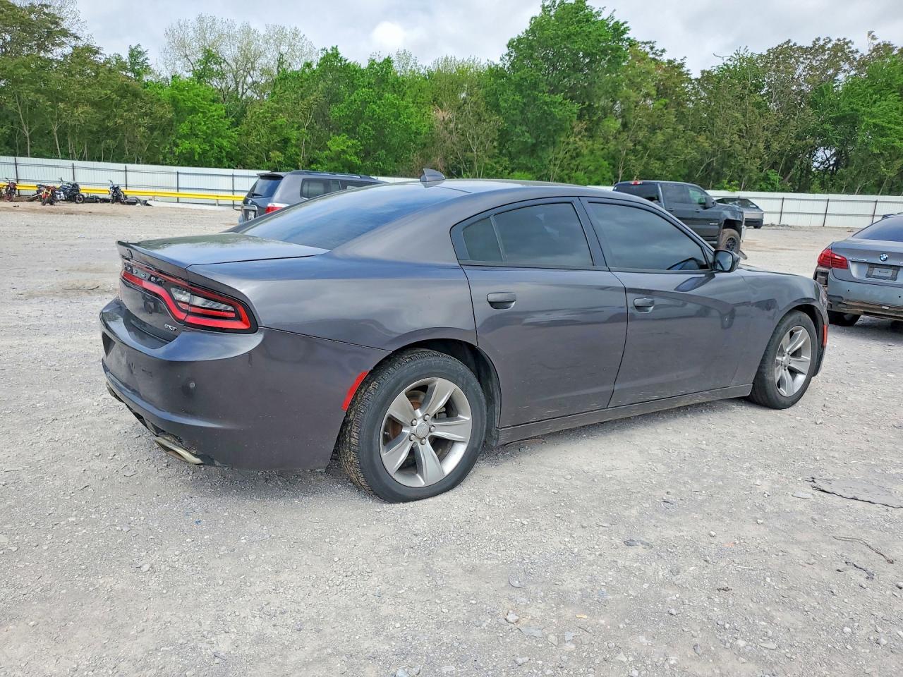 2015 Dodge Charger Sxt - Image 3