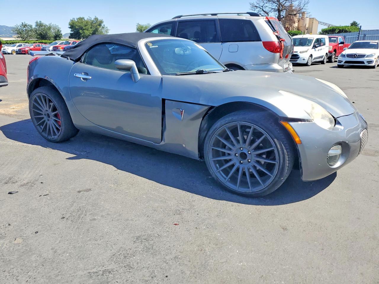 2007 Pontiac Solstice - Image 4