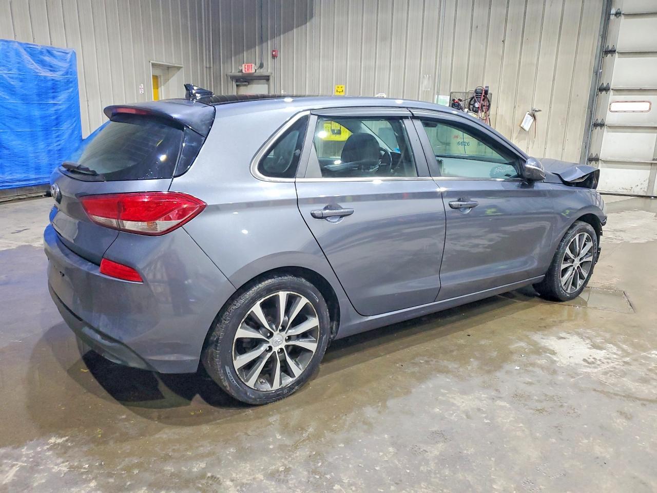 2019 Hyundai Elantra Gt Base - Фото 3