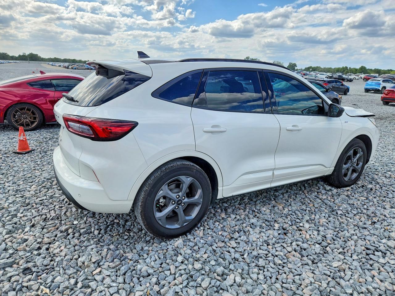 2024 Ford Escape St Line - Фото 3