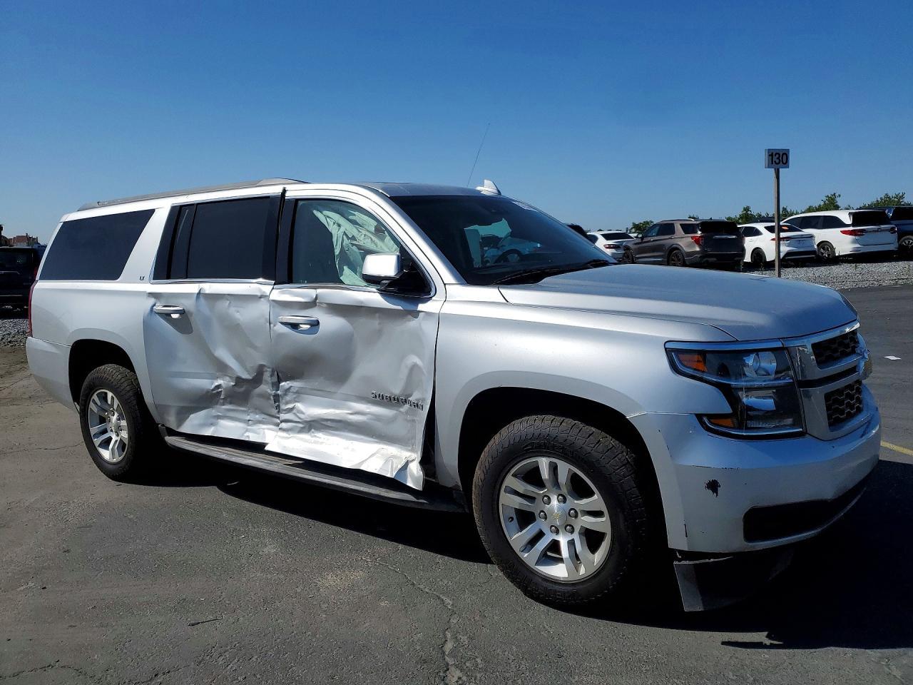 2020 Chevrolet Suburban Lt 1500 4Wd - Фото 4