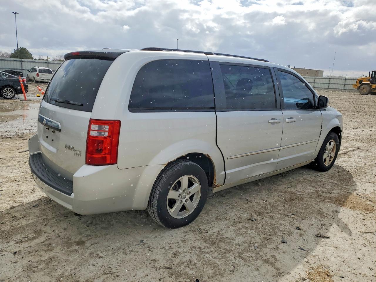 2010 Dodge Grand Caravan Sxt - Image 3