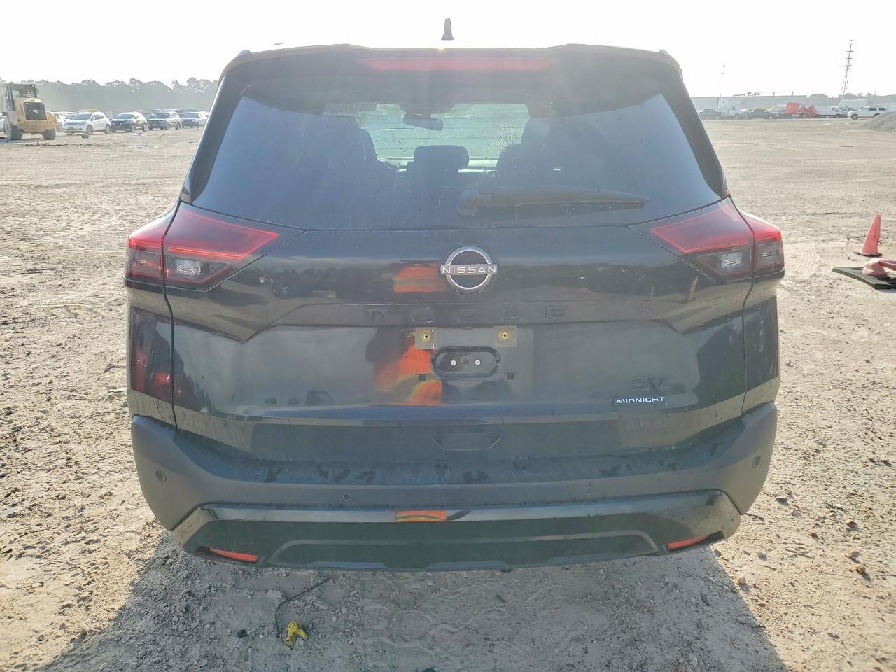 2023 Nissan Rogue Sv - Image 6