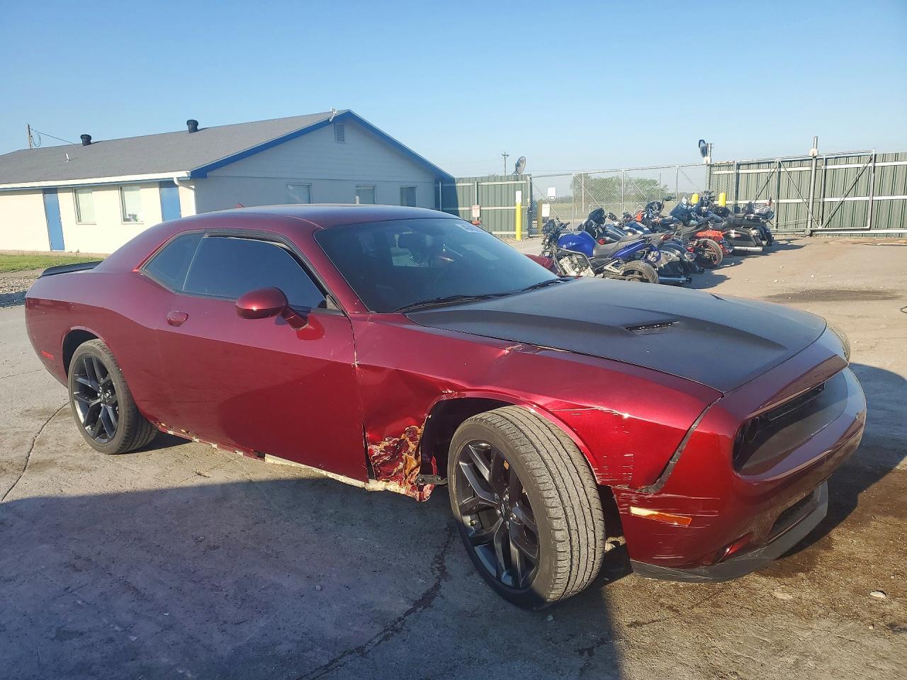 2022 Dodge Challenger Sxt - Image 4