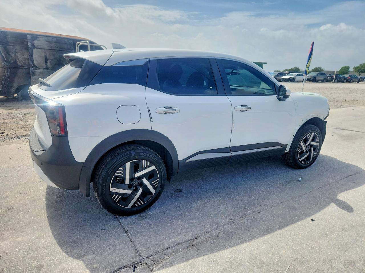 2025 Nissan Kicks Sv - Фото 3