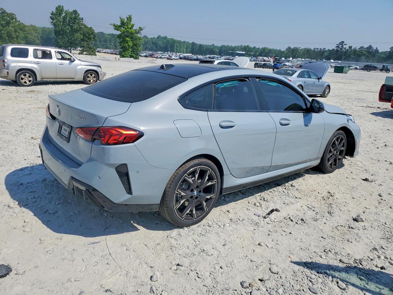 2026 BMW 228 - Фото 3