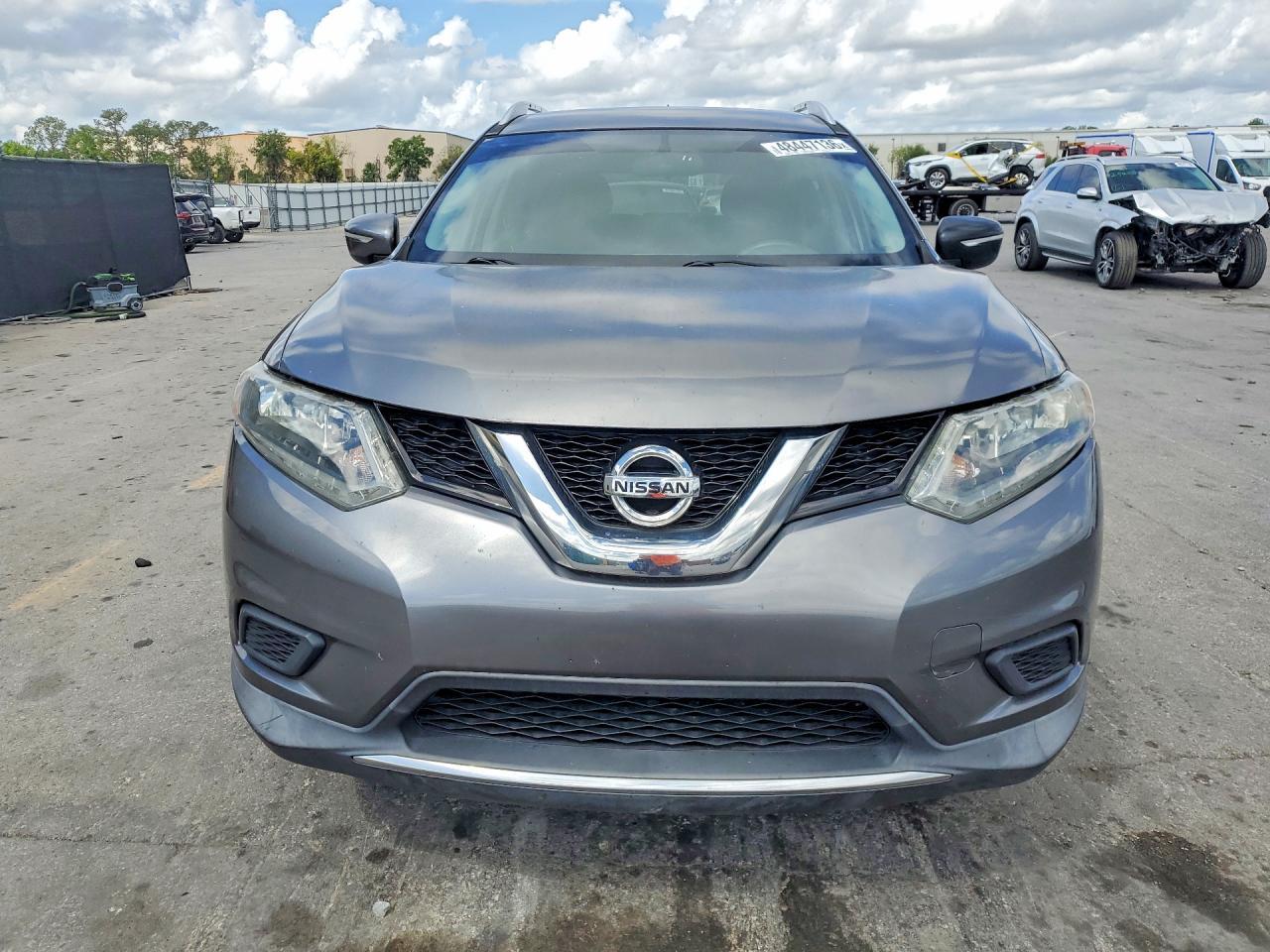 2015 Nissan Rogue Sv - Image 5