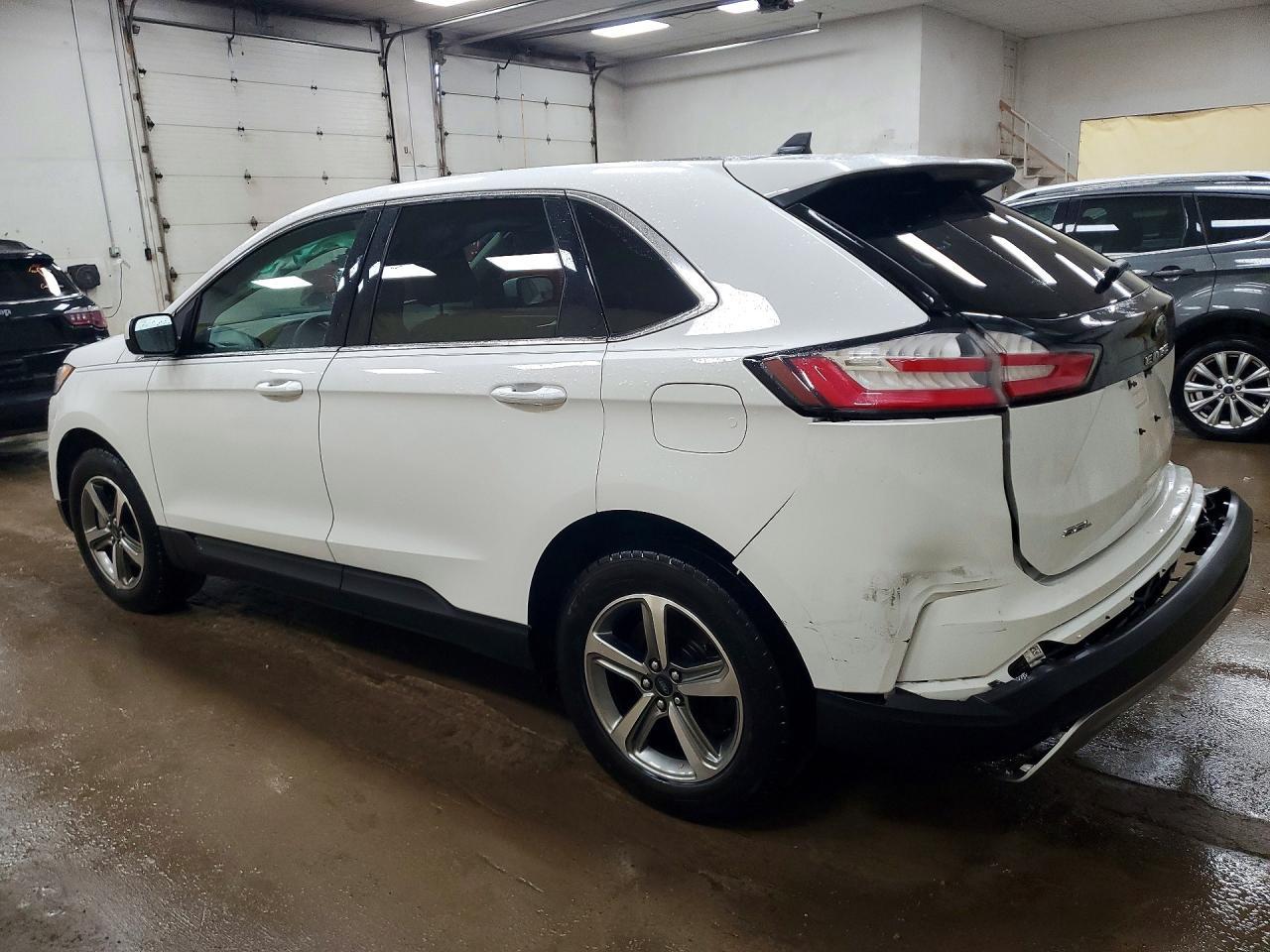 2024 Ford Edge Sel - Фото 2