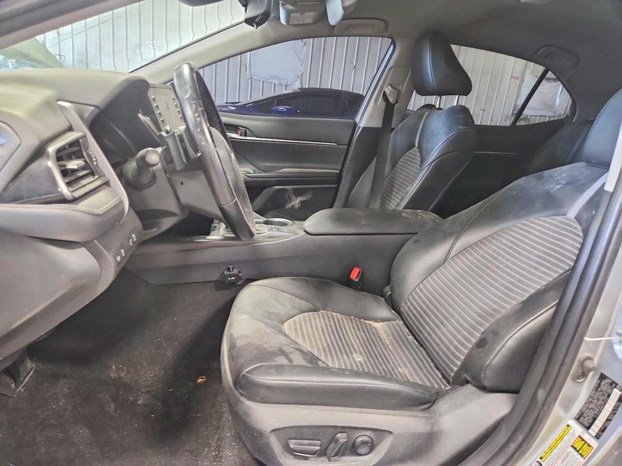 2023 Toyota Camry Se - Фото 7