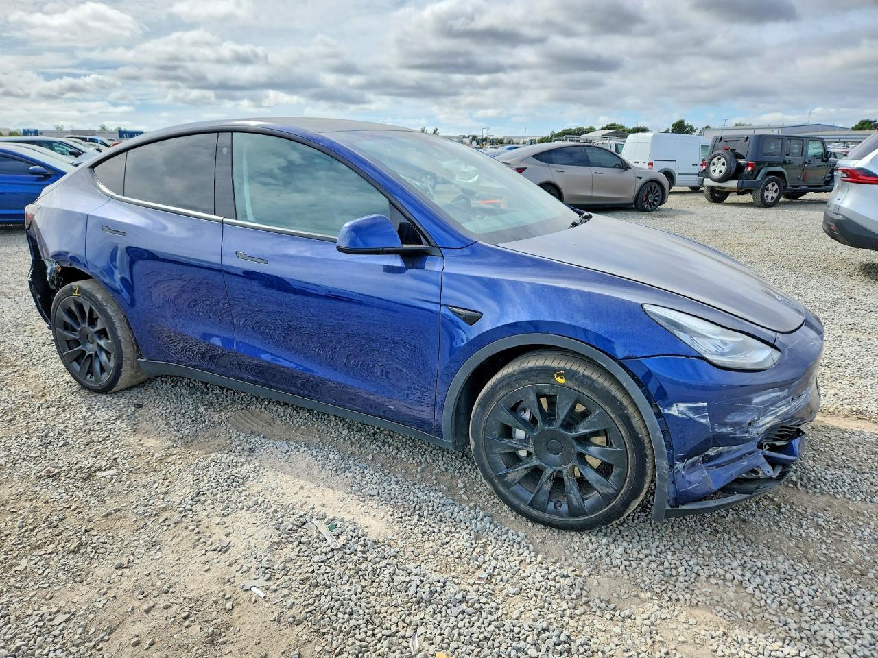 2022 Tesla Model Y - Image 4