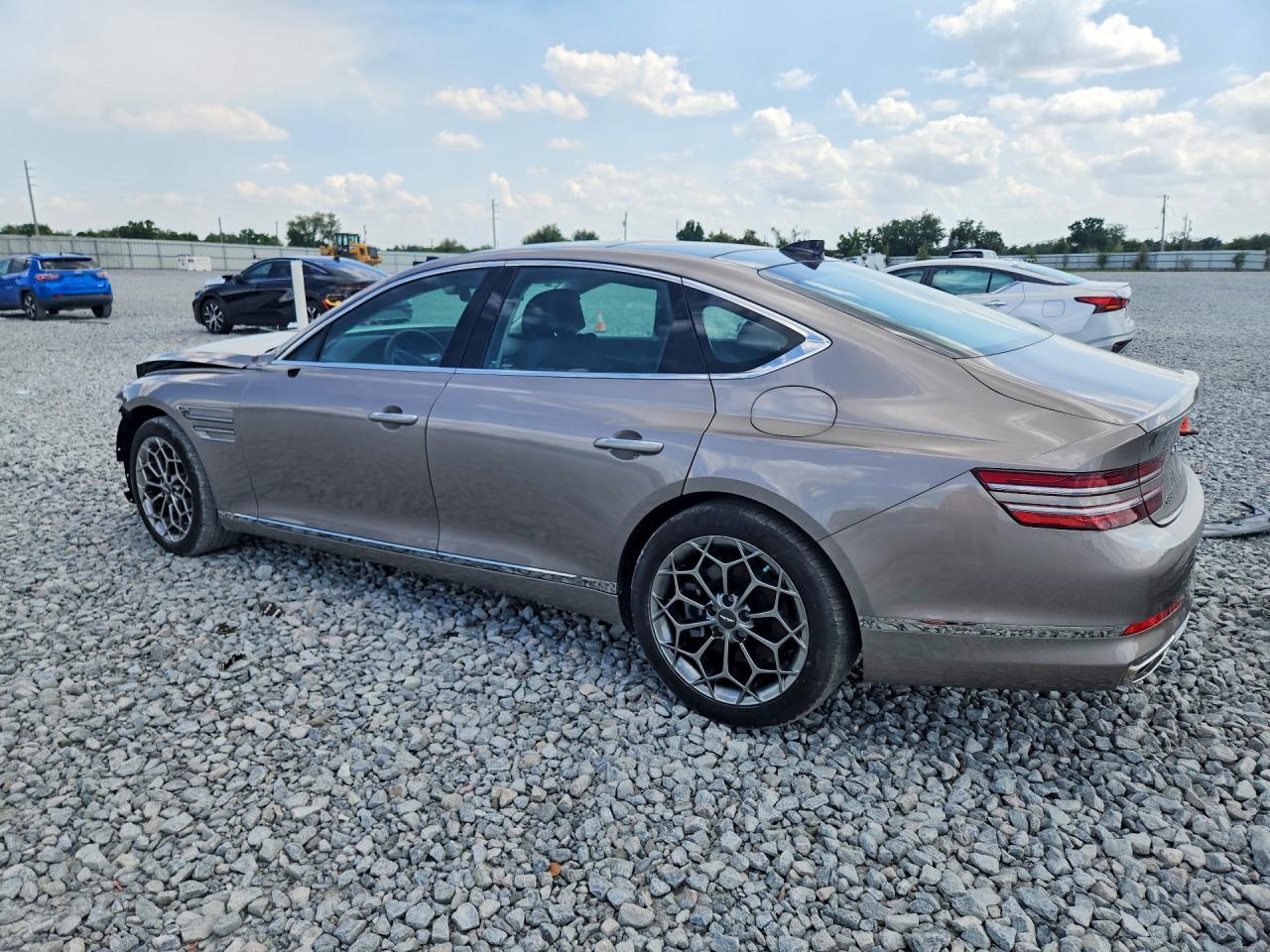 2021 Genesis G80 2.5T - Image 2