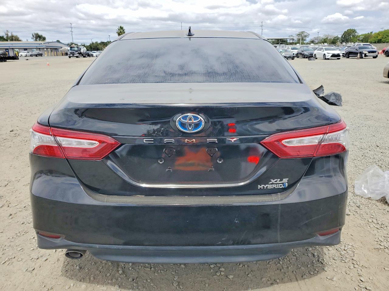 2019 Toyota Camry Hybrid Xle - Фото 6