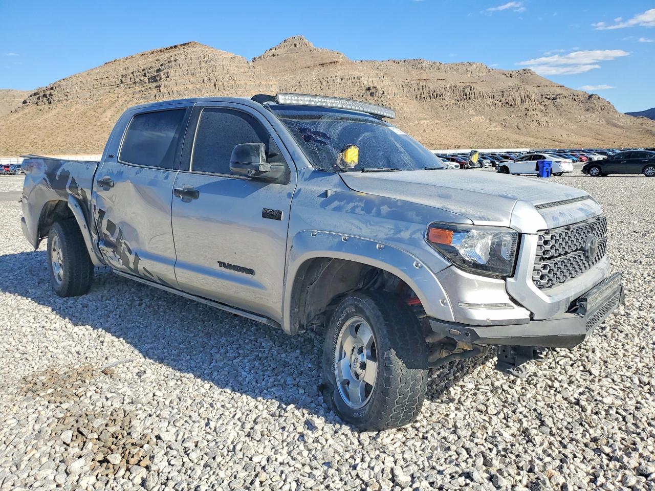 2017 Toyota Tundra Sr5 - Фото 4