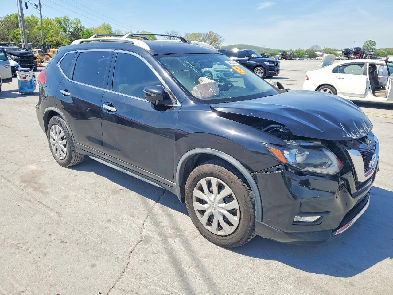 2017 Nissan Rogue S - Фото 4