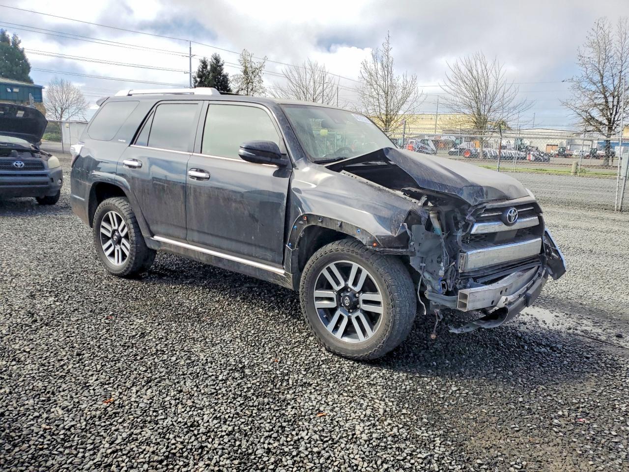 2020 Toyota 4Runner Limited - Image 4