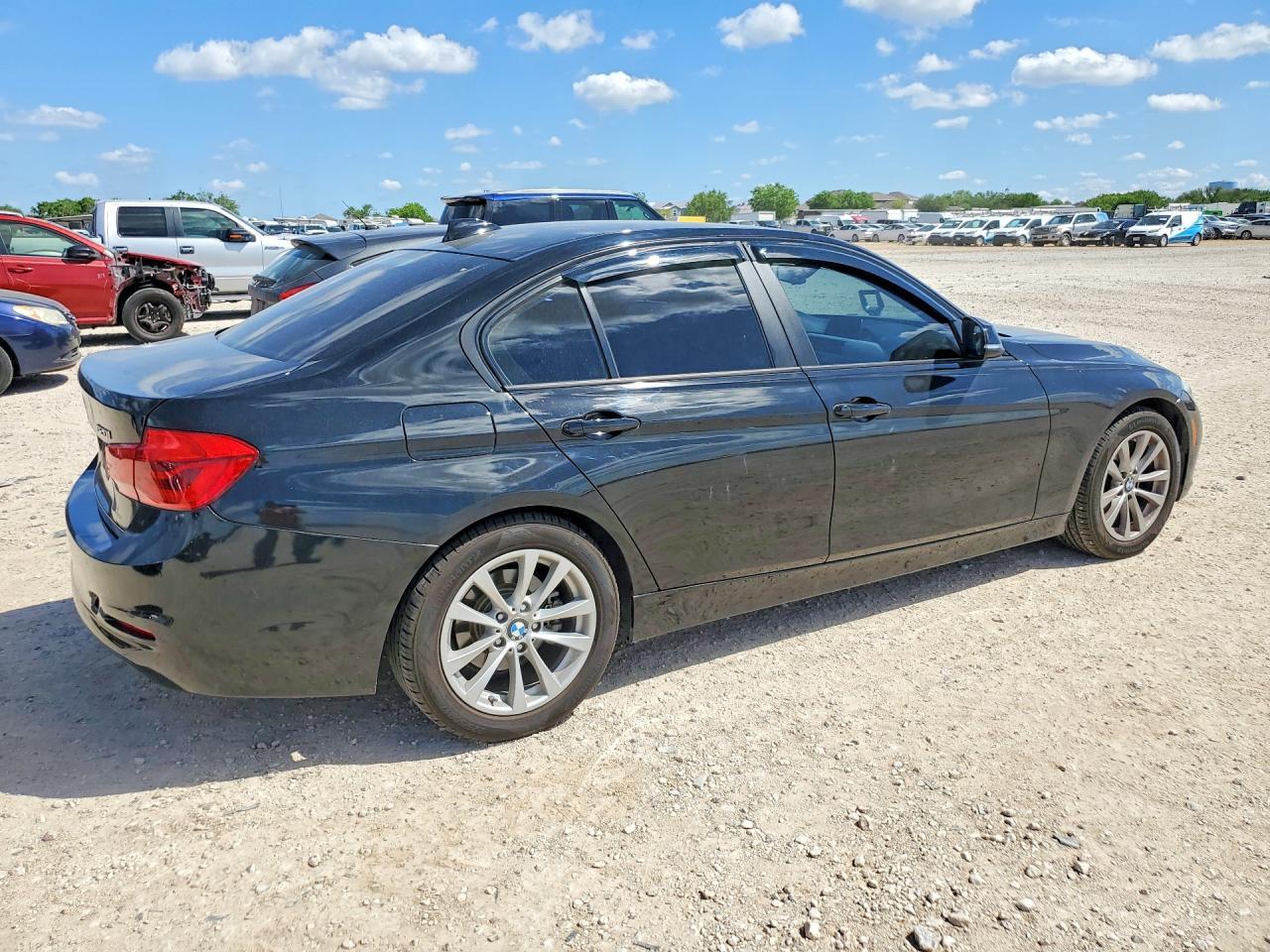 2018 BMW 320 I - Фото 3