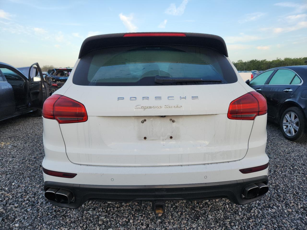 2015 Porsche Cayenne Turbo - Фото 6