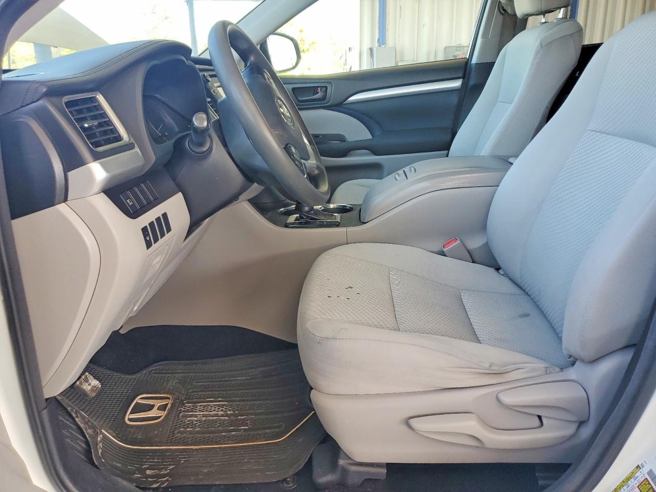 2018 Toyota Highlander Le - Фото 7