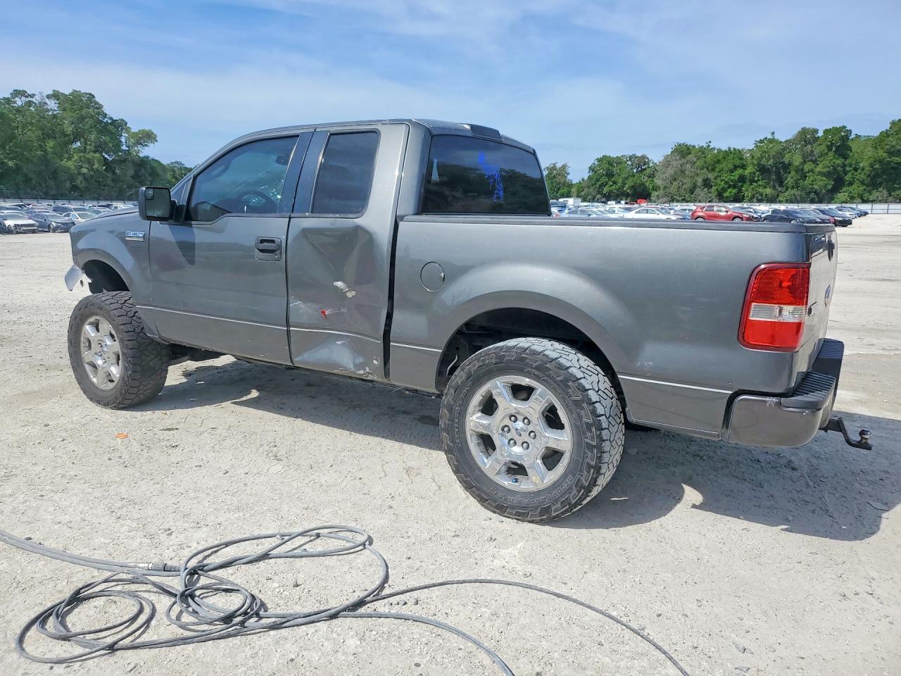 2005 Ford F150 - Фото 2