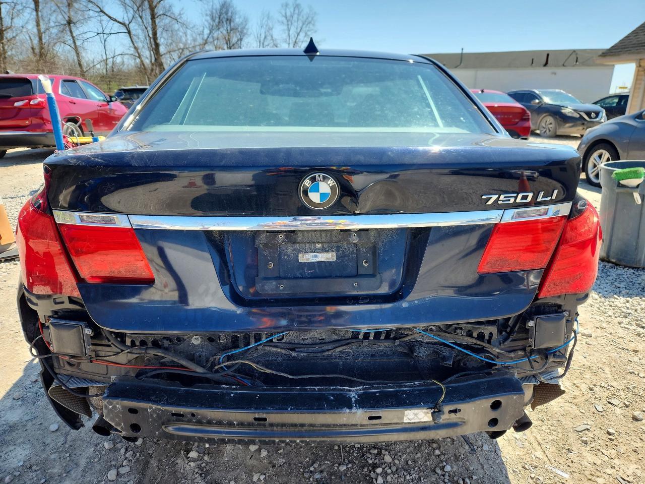 2012 BMW 750 Li - Image 6