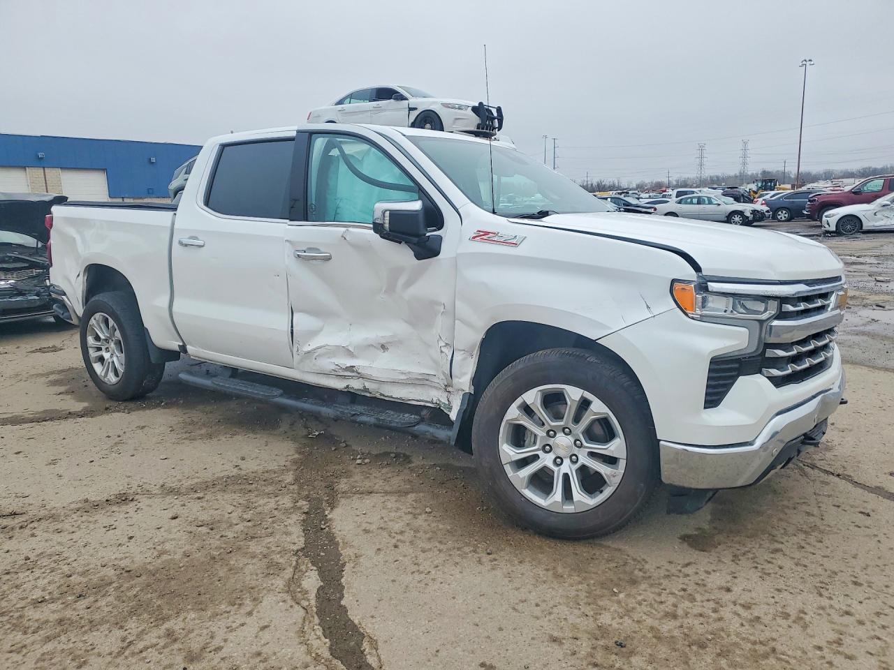 2023 Chevrolet Silverado K1500 Ltz - Фото 4