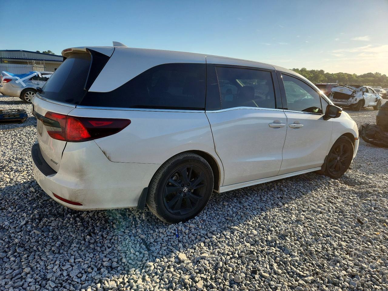 2024 Honda Odyssey Sport - Фото 3