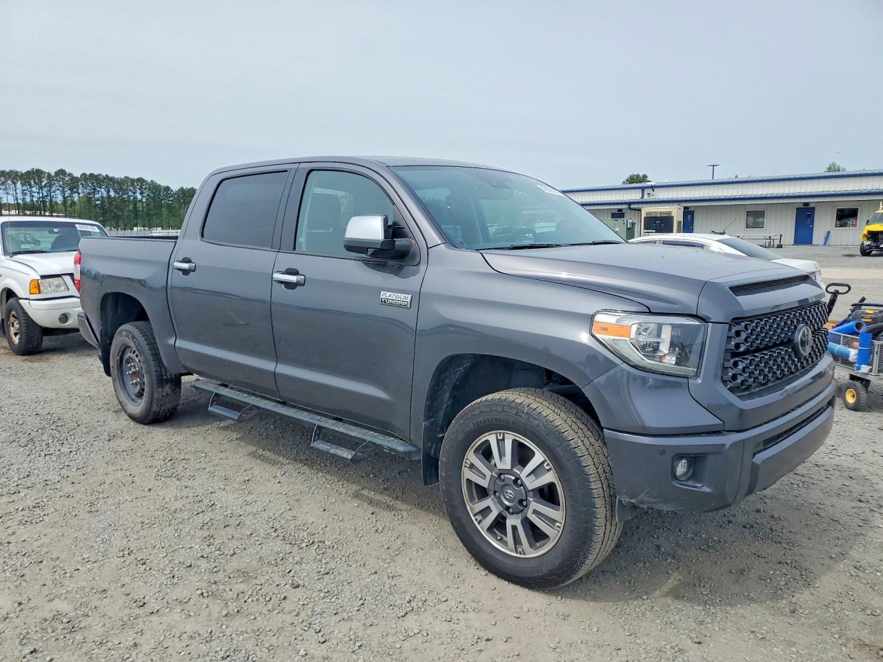 2021 Toyota Tundra Platinum - Фото 4