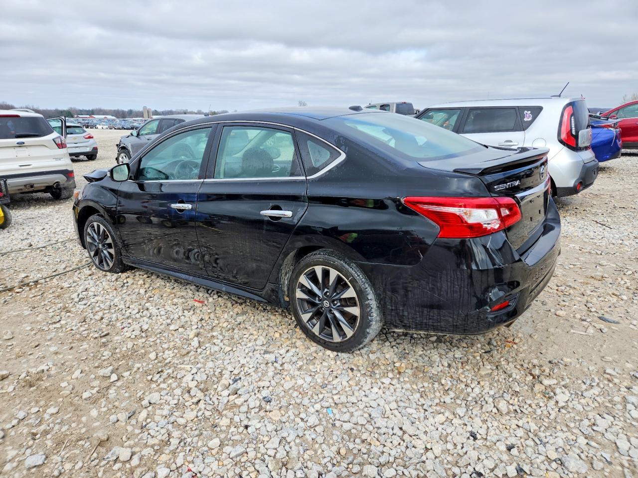 2019 Nissan Sentra Sr - Image 2