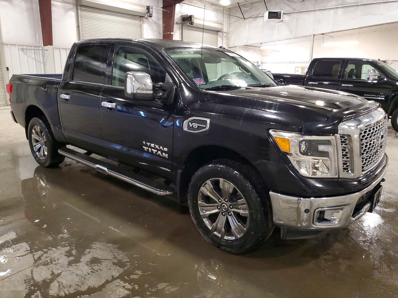 2017 Nissan Titan Sl - Фото 4