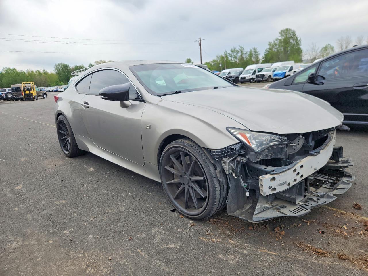 2016 Lexus Rc 200T - Фото 4