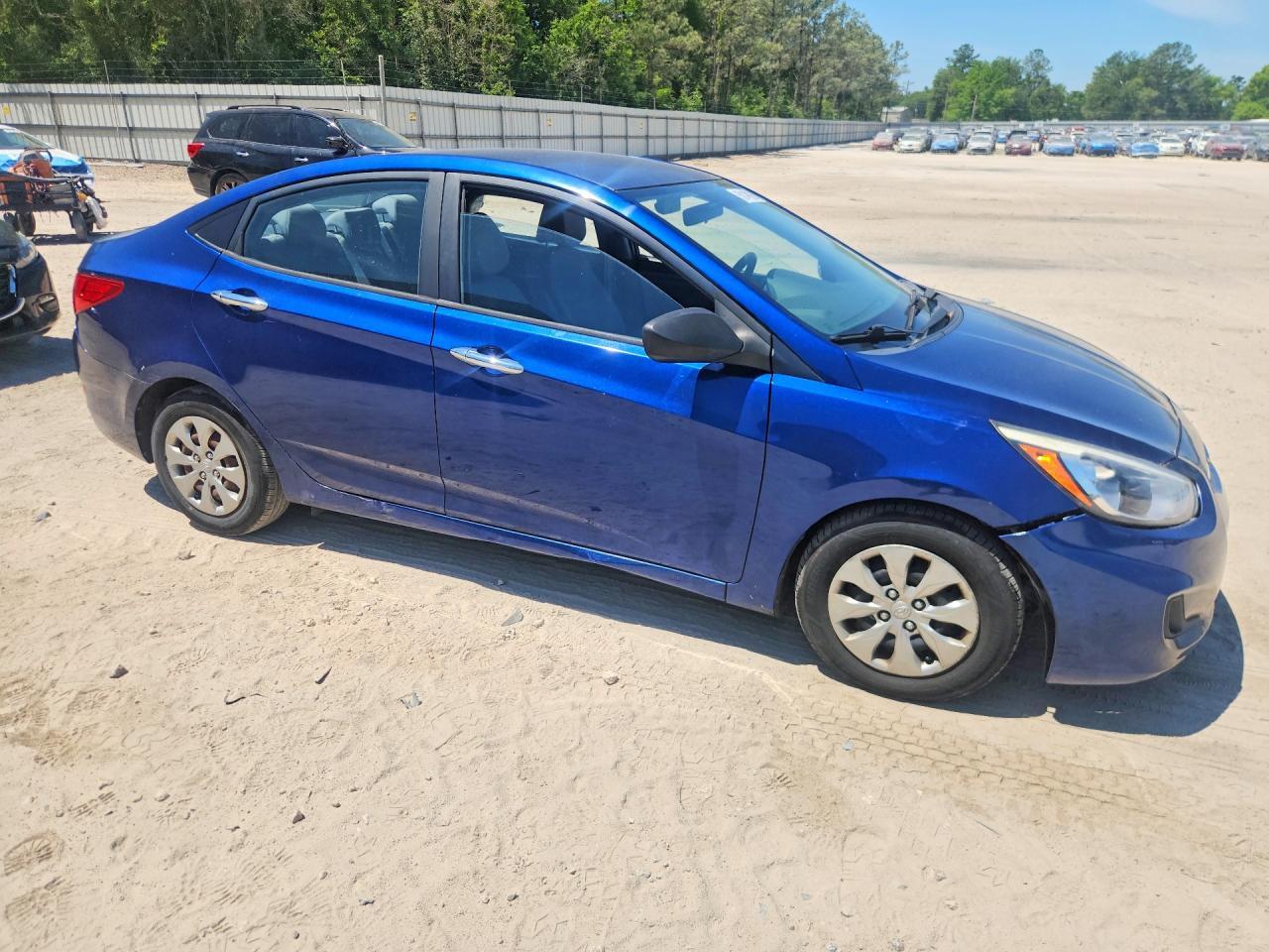 2016 Hyundai Accent Se - Фото 4