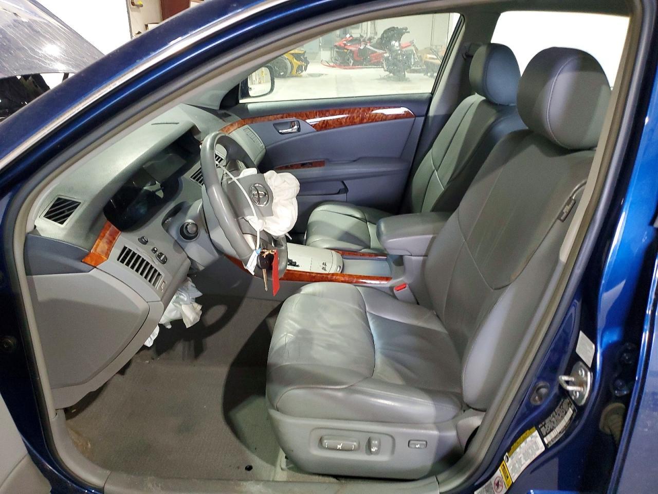 2005 Toyota Avalon Xls - Image 7