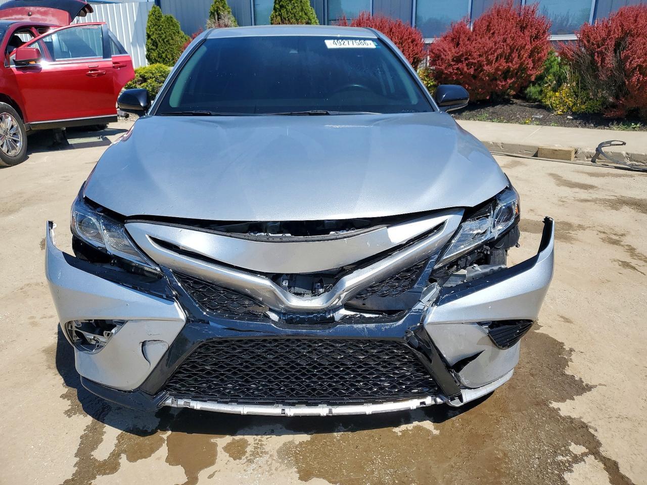 2020 Toyota Camry Se Nightshade - Фото 5