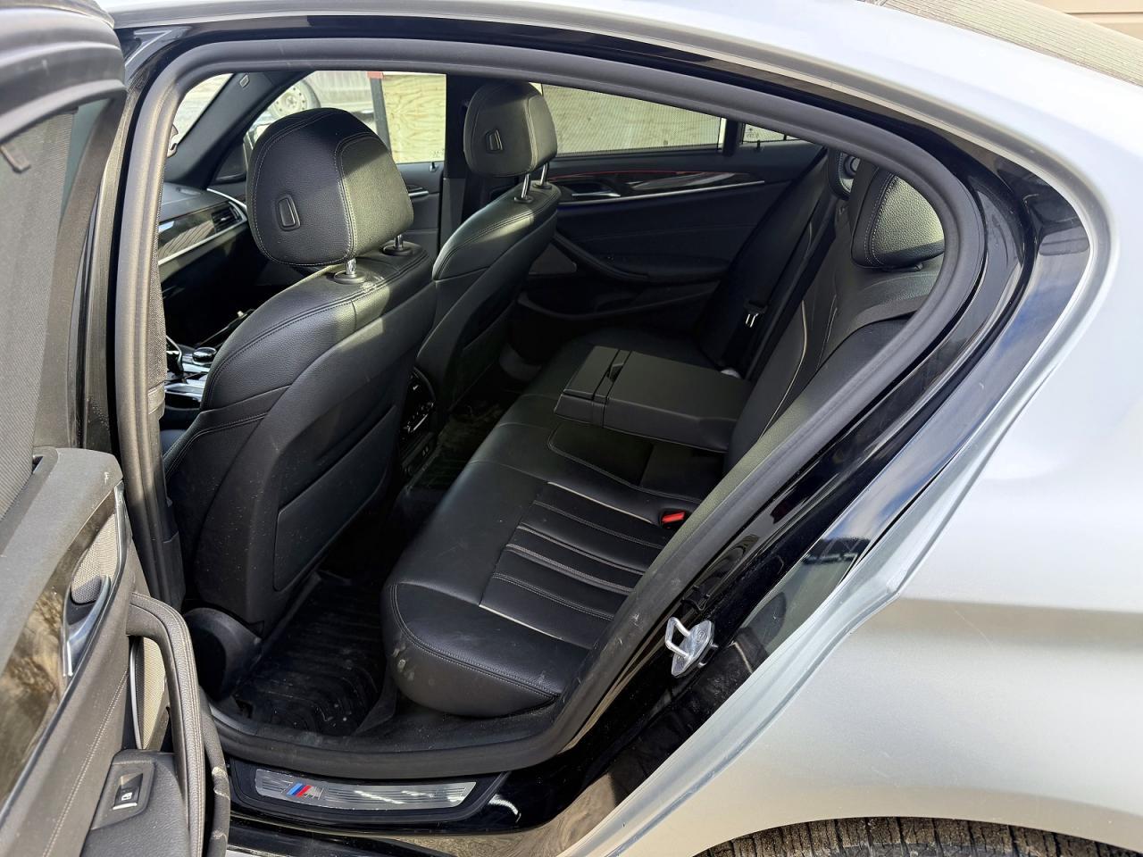 2020 BMW 530 Xi - Фото 7