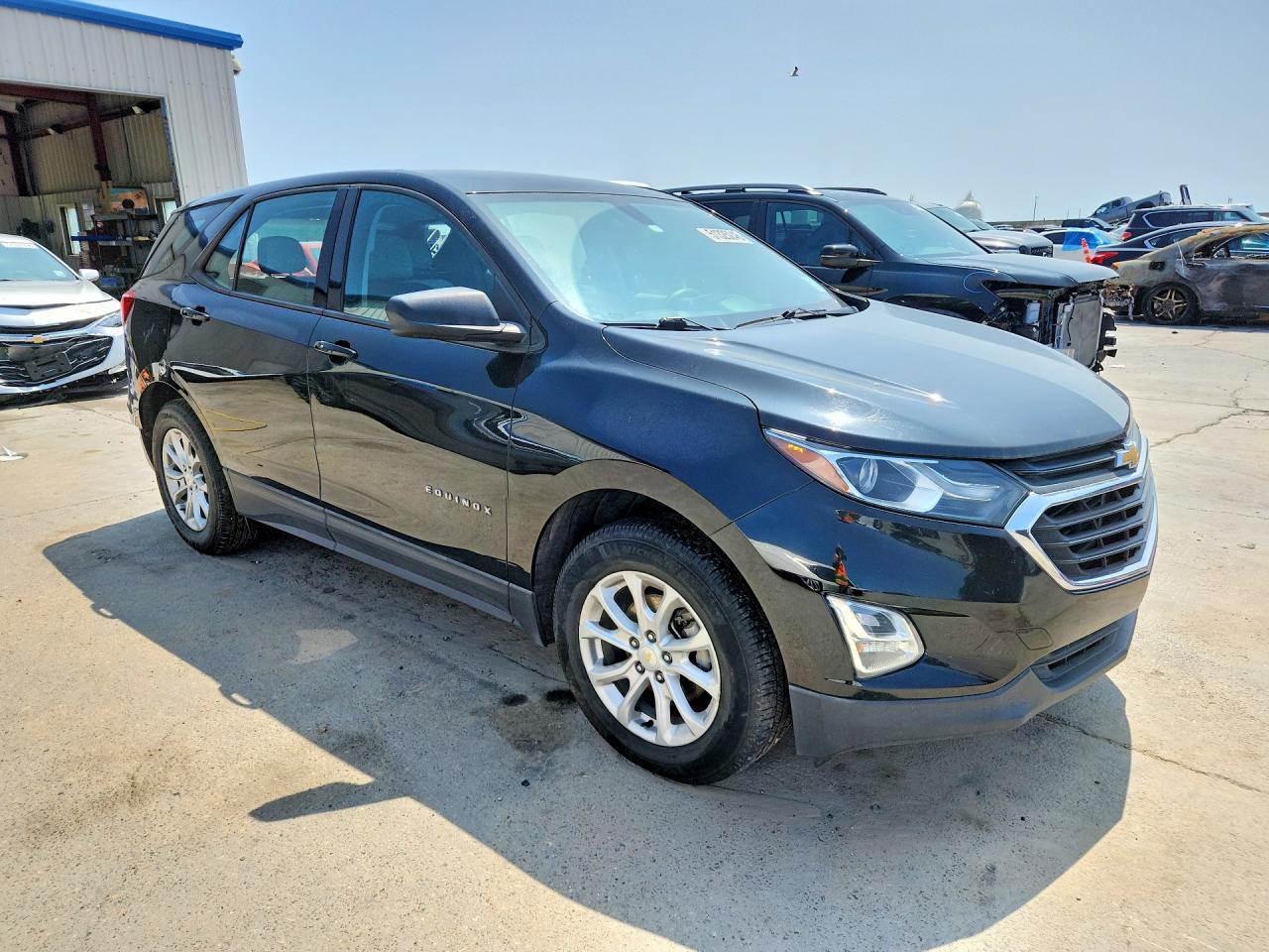 2018 Chevrolet Equinox Ls - Фото 4