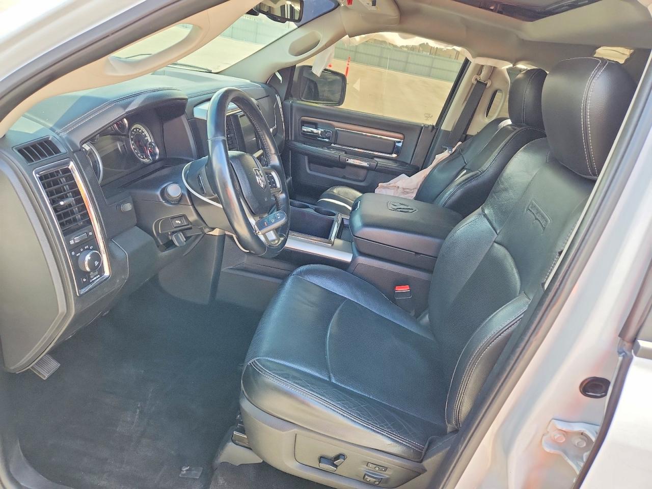 2014 Ram 1500 Laramie - Фото 7