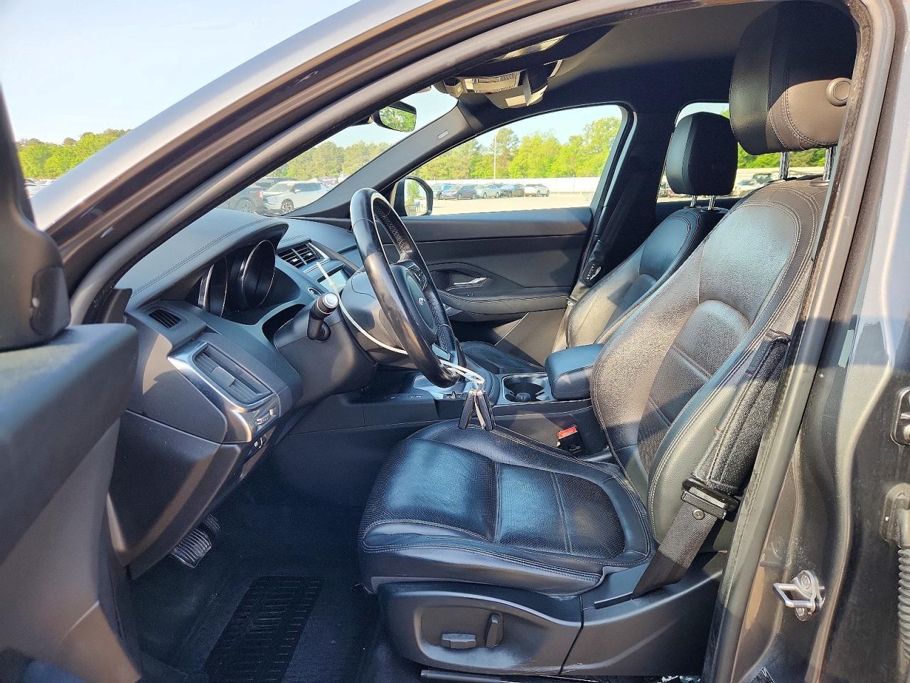 2019 Jaguar E-Pace S - Фото 7